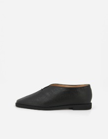 CLASSIC LOW LOAFER